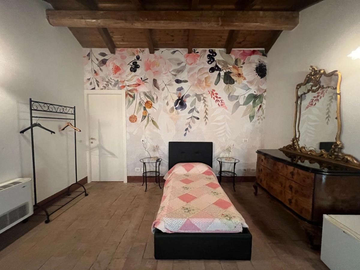 Agriturismo E Az. Agricola Ma.Mi サーレ エクステリア 写真